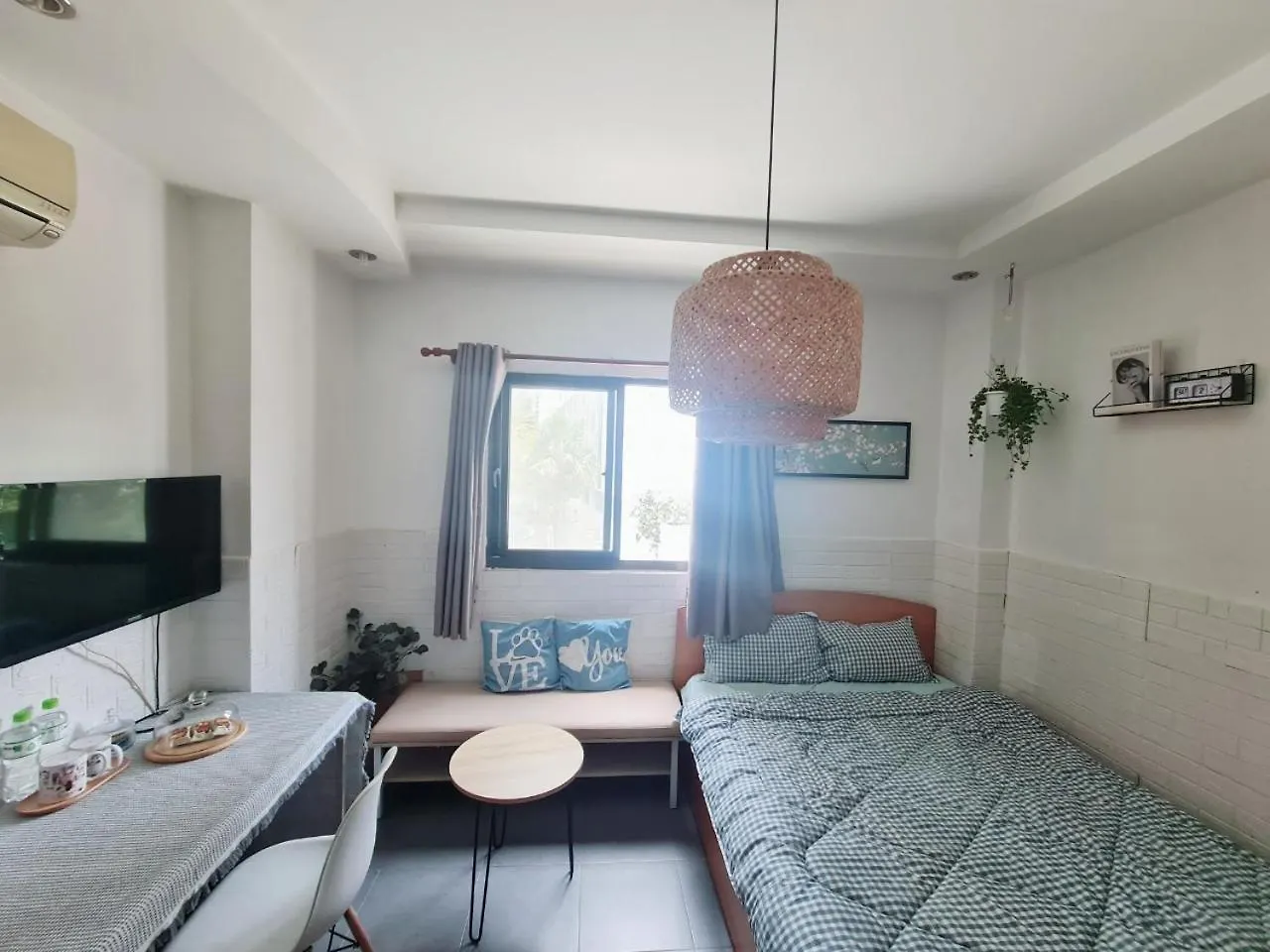 Mya\'S Apartment location
